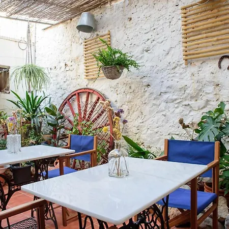 Bed and Breakfast Casa Arizo, Adults Recommended